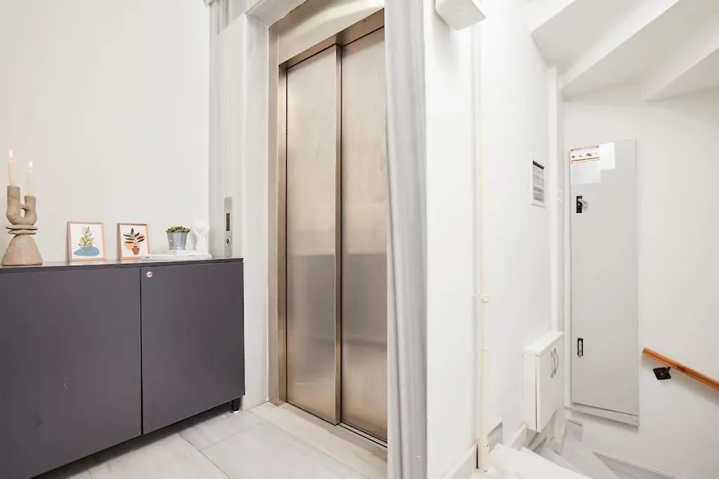 Stunning Apartment At Unbeatable Location Estambul 0*,  Turquía